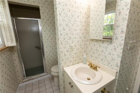175 Ellsworth Street California PA 15419
