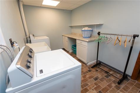 175 Ellsworth Street California PA 15419