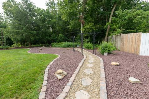 175 Ellsworth Street California PA 15419