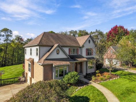171 Pinehurst Drive Cranberry Township PA 16066