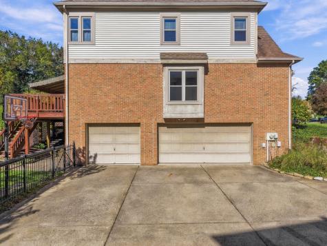 171 Pinehurst Drive Cranberry Township PA 16066