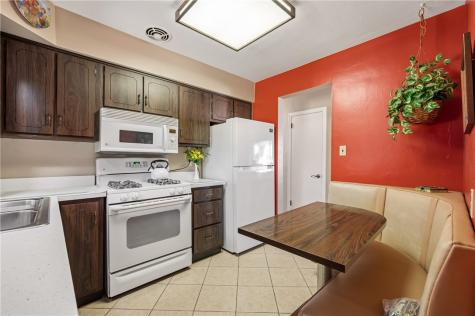 1822 Outlook Drive Penn Hills PA 15147