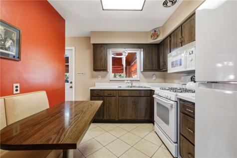 1822 Outlook Drive Penn Hills PA 15147