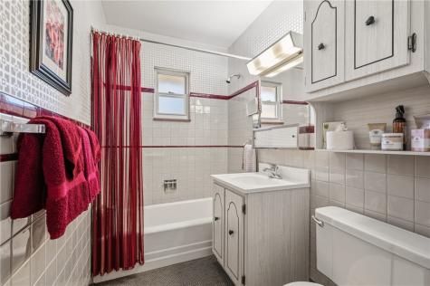 1822 Outlook Drive Penn Hills PA 15147