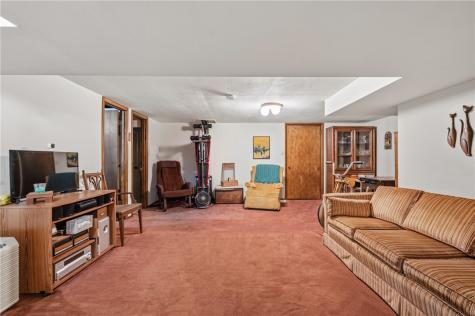 1822 Outlook Drive Penn Hills PA 15147