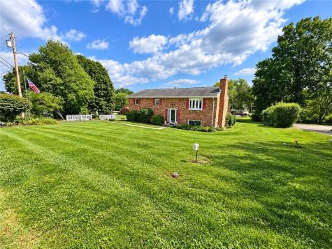 102 Carol Drive Buffalo Township PA 16055