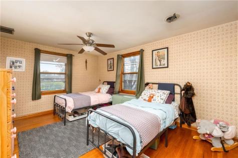 4121 Loring Street Township Of But Sw PA 16001