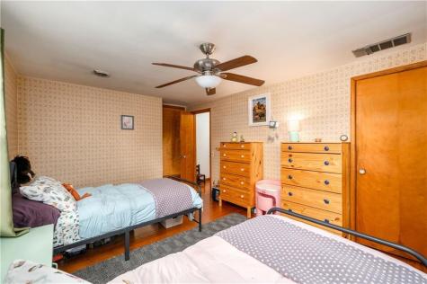 4121 Loring Street Township Of But Sw PA 16001