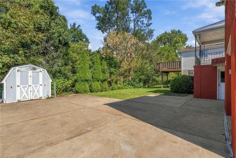 635 Northcrest Drive Brookline PA 15226