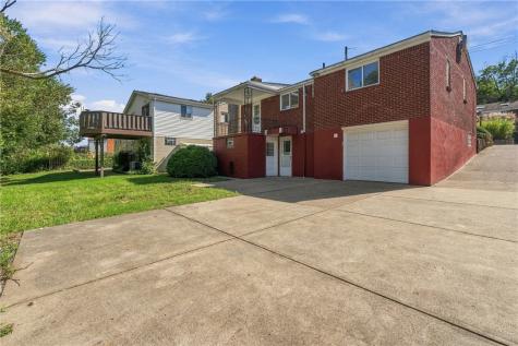 635 Northcrest Drive Brookline PA 15226