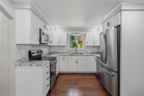 1021 5th Street Baden PA 15005