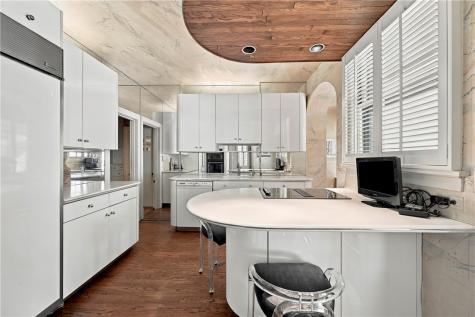 940 Washington Road Mt Lebanon PA 15228