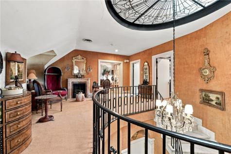 940 Washington Road Mt Lebanon PA 15228