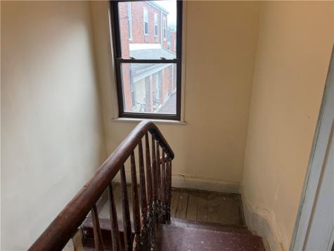 461 Cedarville Street Bloomfield PA 15224