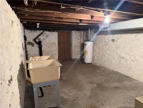 461 Cedarville Street Bloomfield PA 15224