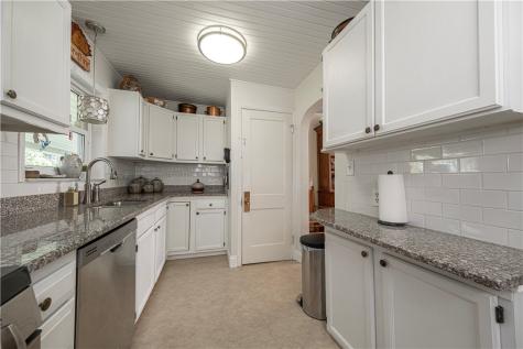 314 Richey Avenue Observatory Hill PA 15214
