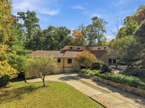 337 Fox Chapel Road Fox Chapel PA 15238
