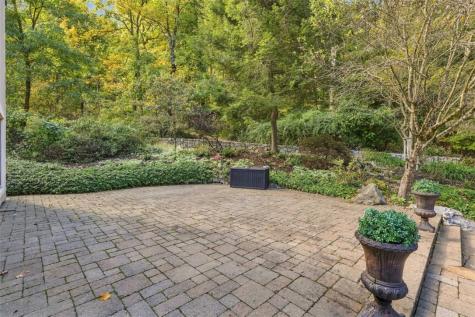 337 Fox Chapel Road Fox Chapel PA 15238