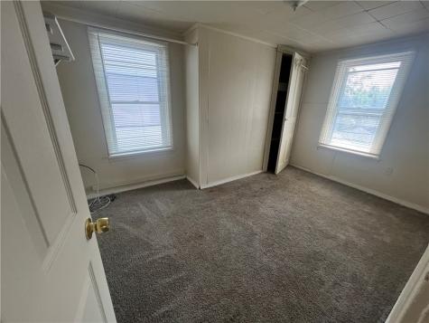 437 Desota Street East Mckeesport PA 15035
