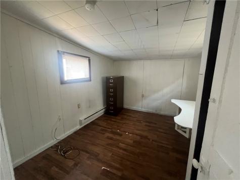 437 Desota Street East Mckeesport PA 15035