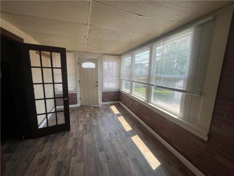 437 Desota Street East Mckeesport PA 15035