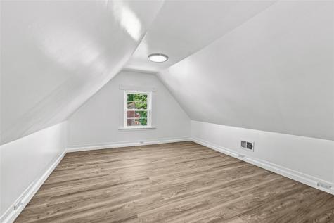 210 Robinson Street Oakland PA 15213