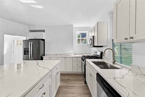 210 Robinson Street Oakland PA 15213