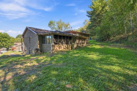 2904 Propst Drive Hopewell Township PA 15001