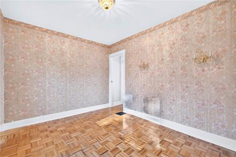 842 Greenfield Avenue Greenfield PA 15217