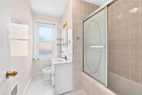 842 Greenfield Avenue Greenfield PA 15217