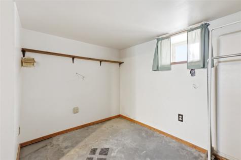 613 Aylesworth Avenue Bridgeville PA 15017