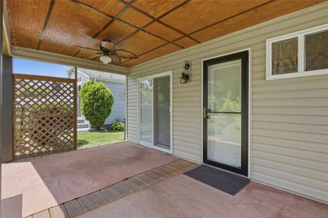 613 Aylesworth Avenue Bridgeville PA 15017