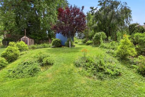 613 Aylesworth Avenue Bridgeville PA 15017