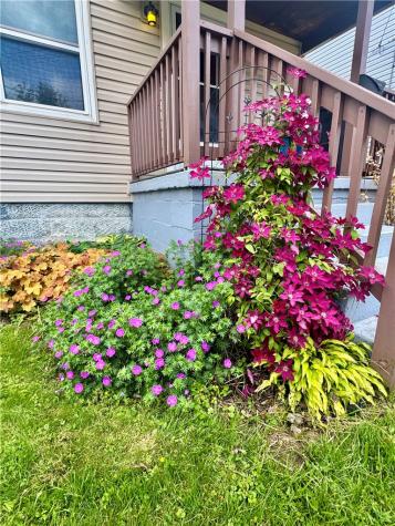 613 Aylesworth Avenue Bridgeville PA 15017