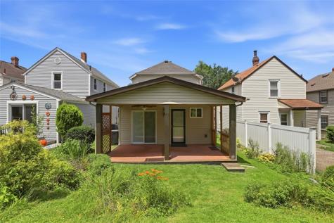 613 Aylesworth Avenue Bridgeville PA 15017