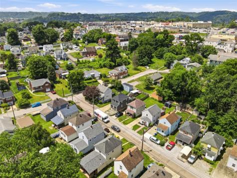 613 Aylesworth Avenue Bridgeville PA 15017