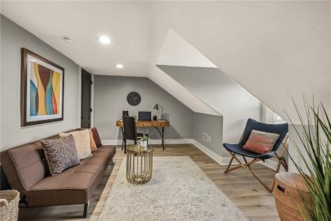 3822 Mintwood Street Lawrenceville PA 15201