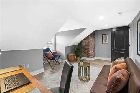 3822 Mintwood Street Lawrenceville PA 15201