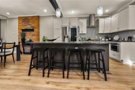 3822 Mintwood Street Lawrenceville PA 15201