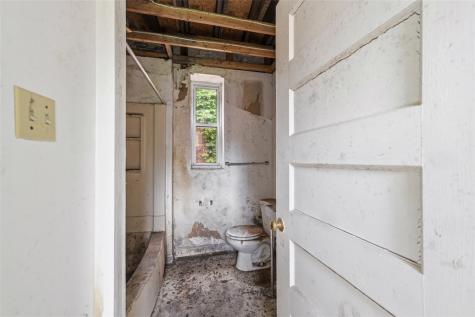2107 Perrysville Avenue Perry Hilltop PA 15214