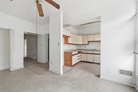 2107 Perrysville Avenue Perry Hilltop PA 15214