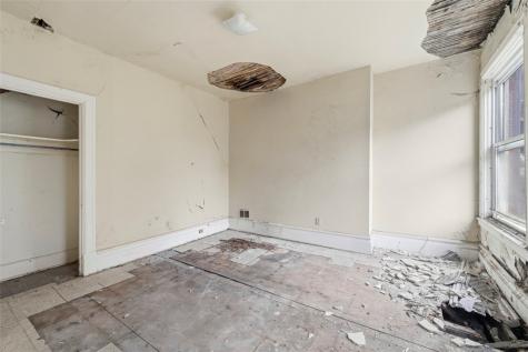 2107 Perrysville Avenue Perry Hilltop PA 15214
