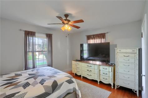 727 Pershing Street Ellwood City PA 16117