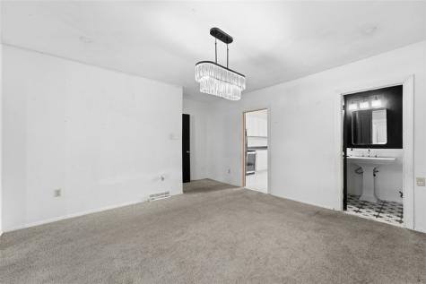413 Agatha Street Pitcairn PA 15140