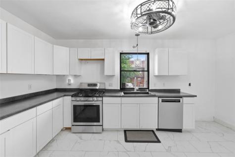413 Agatha Street Pitcairn PA 15140