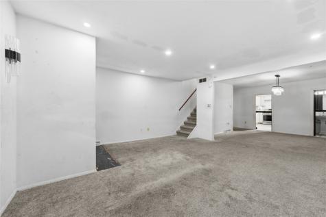 413 Agatha Street Pitcairn PA 15140