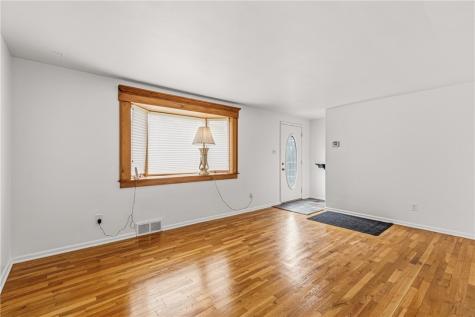 86 Thorncrest Drive Stowe Township PA 15136