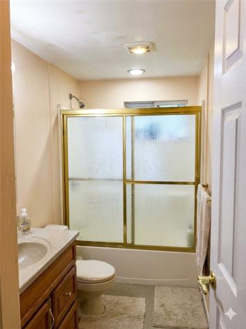 5735 Oakhill Road Richland PA 15044