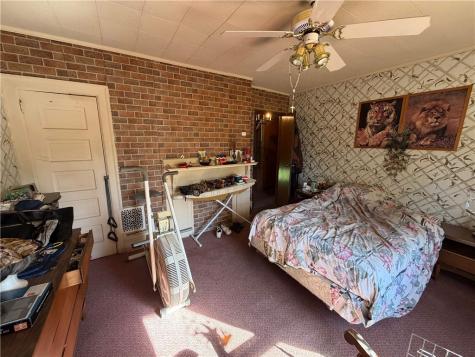 507 Warsaw Street East Hills PA 15221