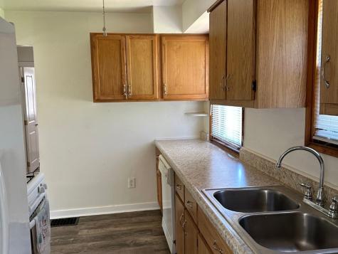 23 Virginia Drive Lincoln Boro PA 15133